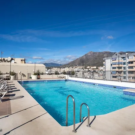 Deluxe On The First Line Apartment Marbella
